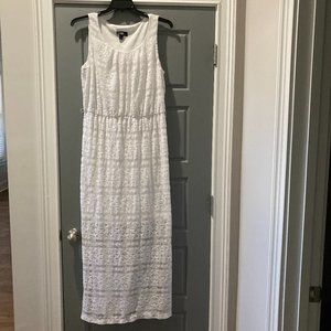 ABG Women 14 White Sleeveless Maxi Dress